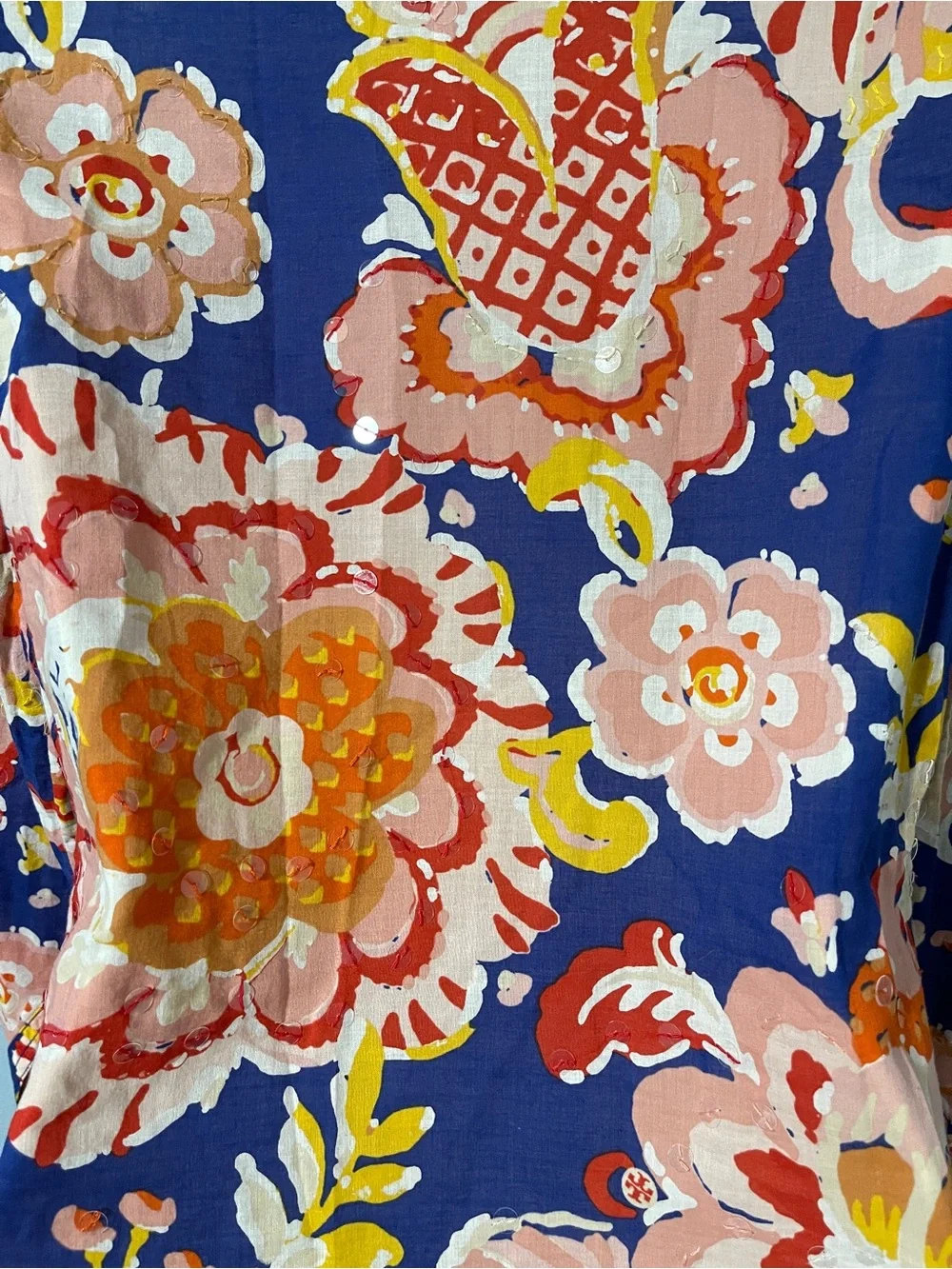 Tory Burch lightweight neck